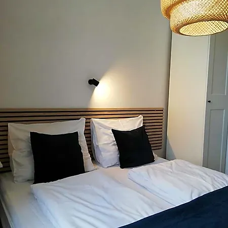 By Lubartowska Street B&B 루블린